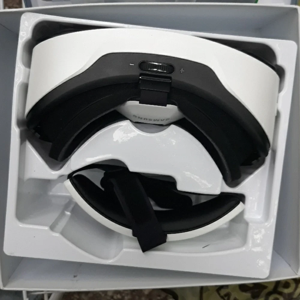 Samsung Gear VR ( virtual reality )